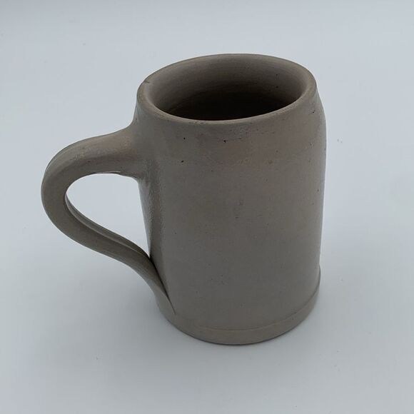 Vintage German beer stein mug ceramic stoneware handmade Lowenbrau Munich - Picture 5 of 7